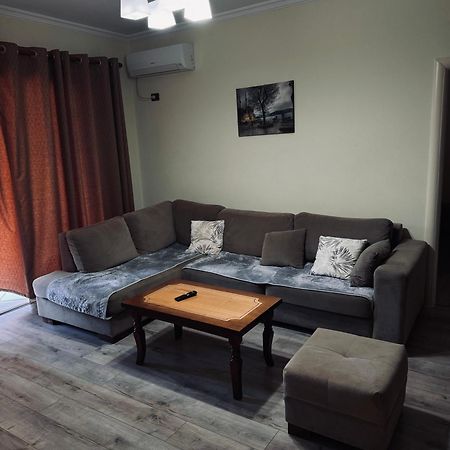 Family Apartments Saranda Extérieur photo