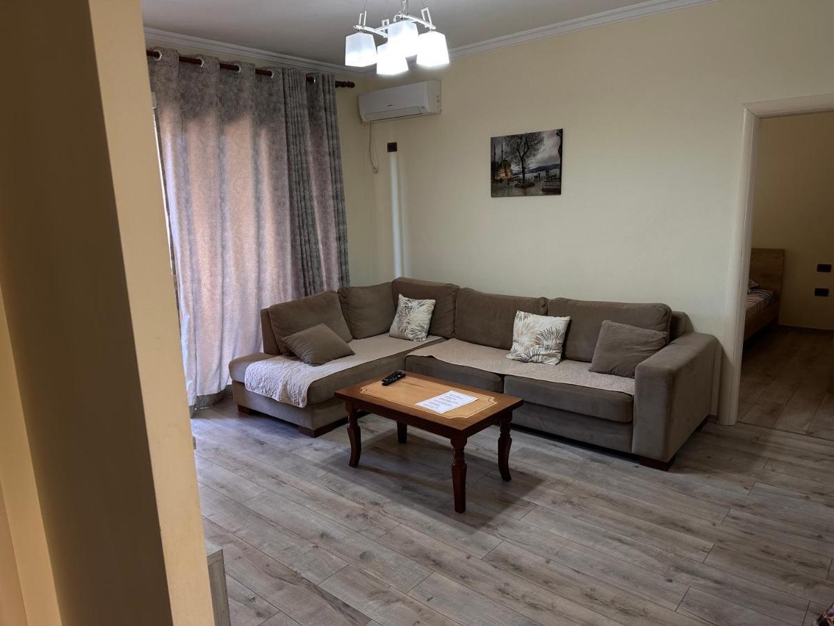 Family Apartments Saranda Extérieur photo